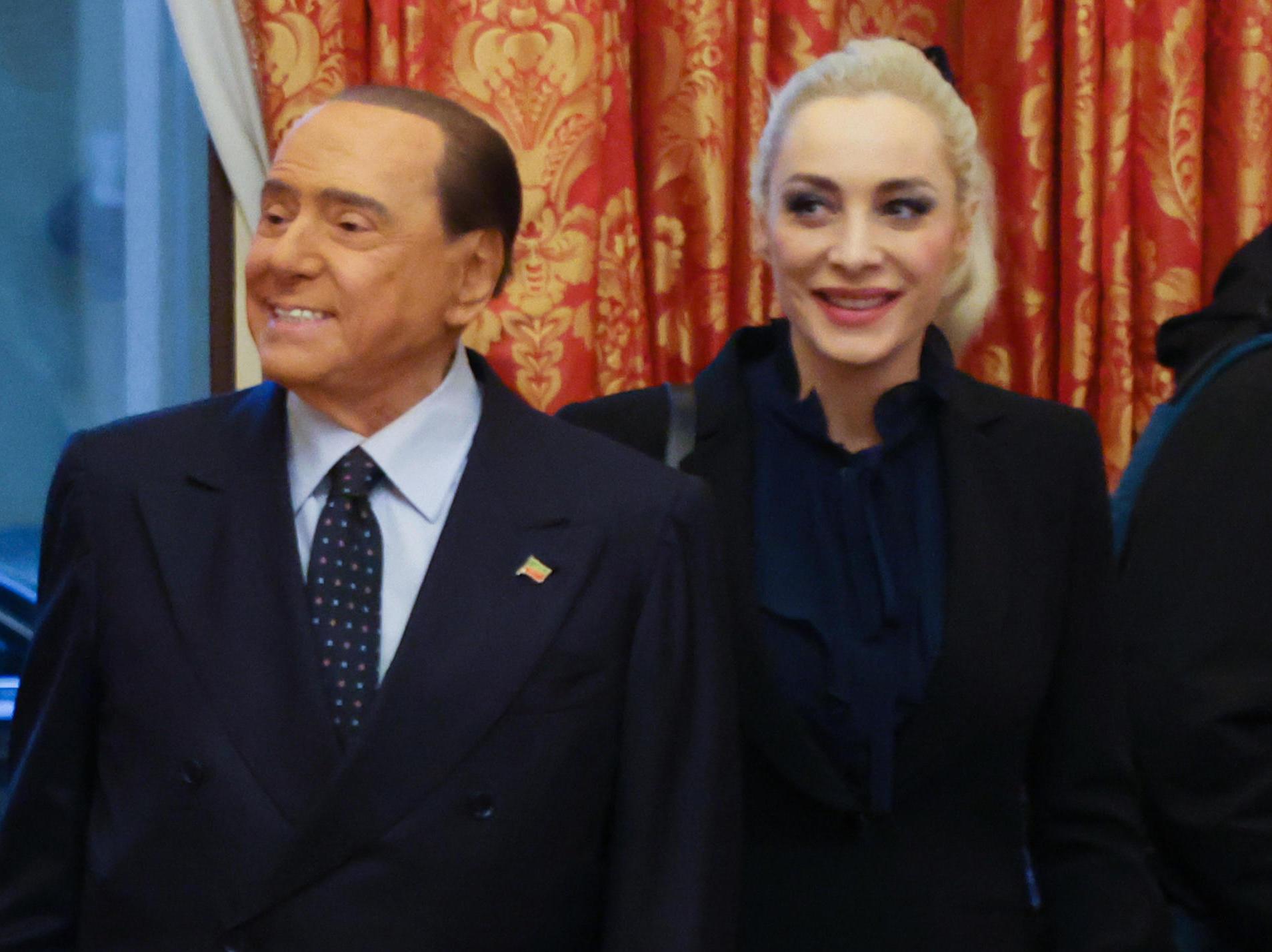 Marta Fascina, il messaggio per Silvio Berlusconi: “Mi manchi amore mio” | FOTO