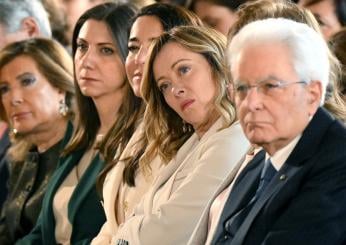 Festa della donna 2024, Mattarella: “Inaccettabili molestie e discriminazioni”. Nervosismo di Meloni su cultura di Stato