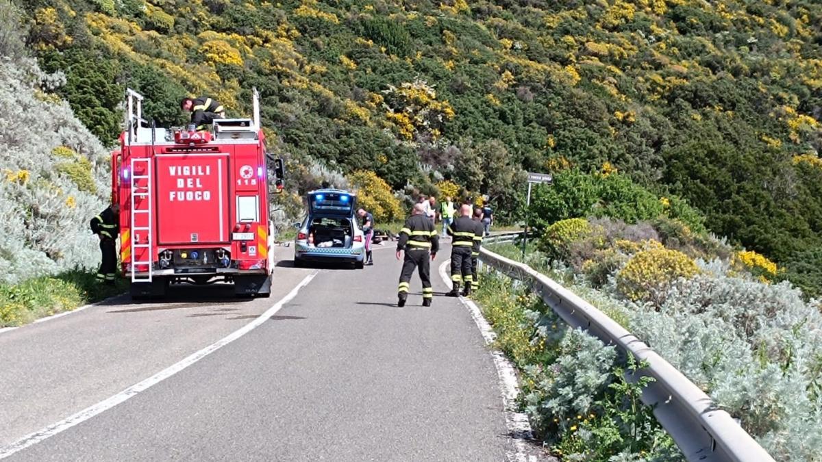 Nuoro, incidente sulla SS125 all’altezza di Siniscola: moto contro camper, centauro perde la vita