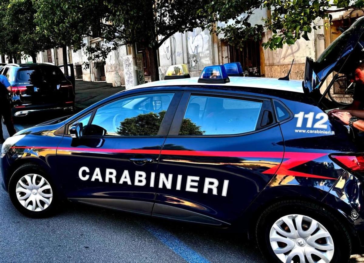 Chi è il 34enne arrestato in provincia di Varese per aver scaraventato la compagna dalla finestra