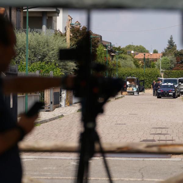 Strage di Paderno Dugnano, via libera all’incontro tra il 17enne arrestato e i nonni. L’avvocato Rizza: “Pensa continuamente alle vittime. Quando uscirà dal carcere sarà ancora giovane: abbiamo il compito di aiutarlo”