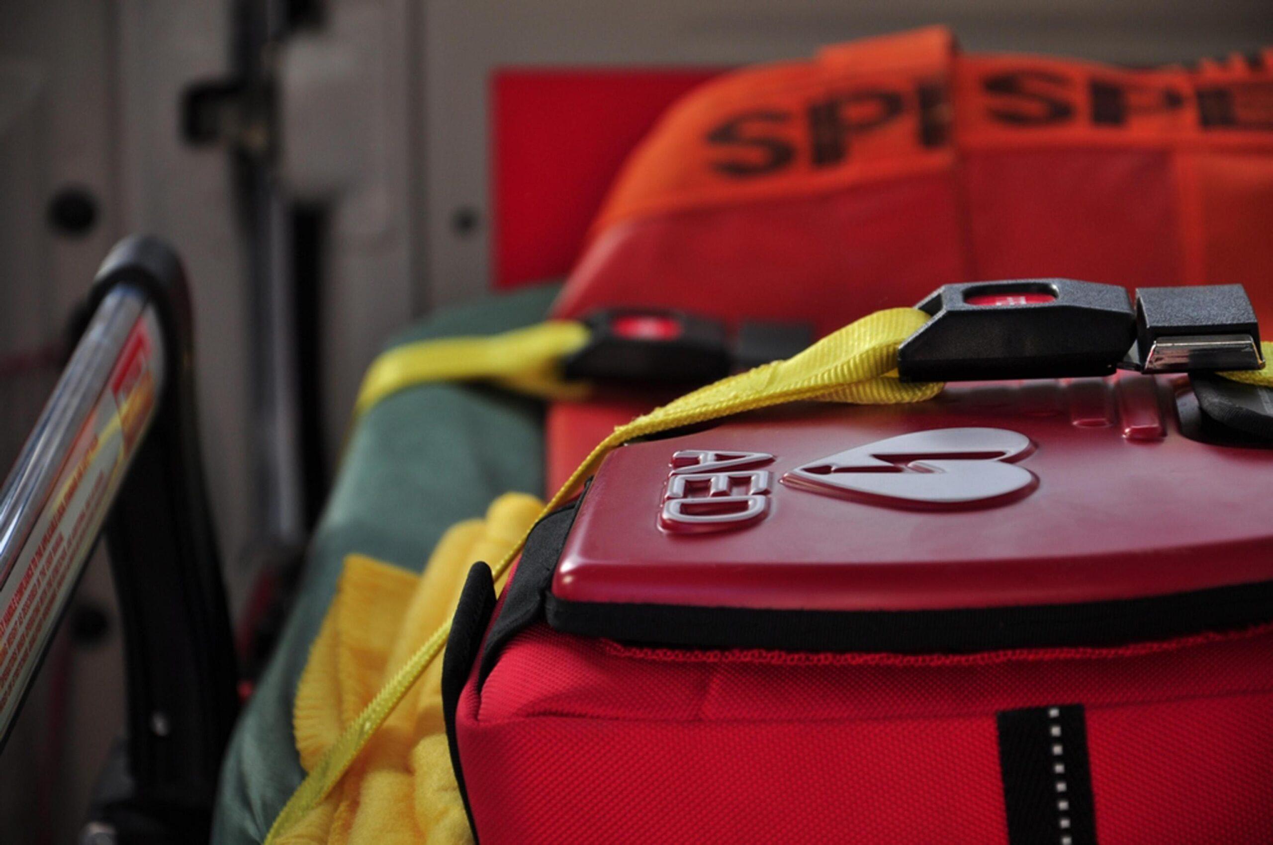 Incidente sulla via Emilia ad Anzola: scontro fra camion, auto e camper, un morto