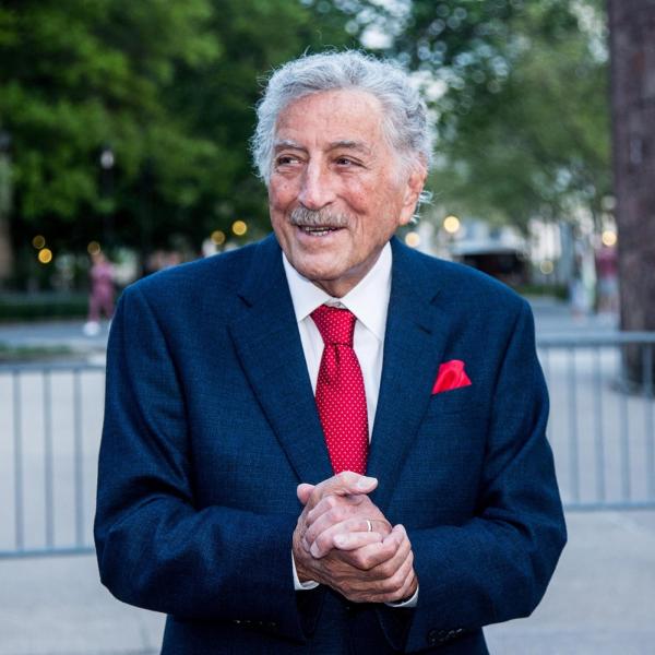 Tony Bennett in vendita: i cimeli del cantante all’asta il 18 e 19 aprile a New York