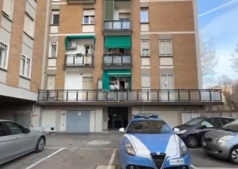 Incendio in un appartamento a Bologna, morti intossicati 3 bambini e la loro mamma. Il rogo causato da un corto circuito allo scaldino | VIDEO