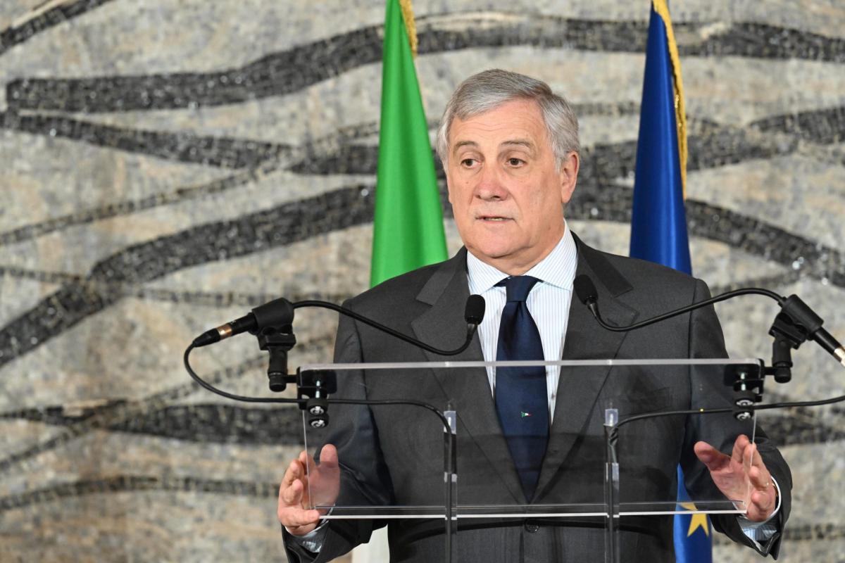 Iran, Tajani all’ambasciatore: “Fermare le condanne, aprire dialogo…