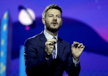 Alessandro Cattelan conduce Sanremo Giovani 2024 e il DopoFestival 2025: l’annuncio ufficiale di Carlo Conti