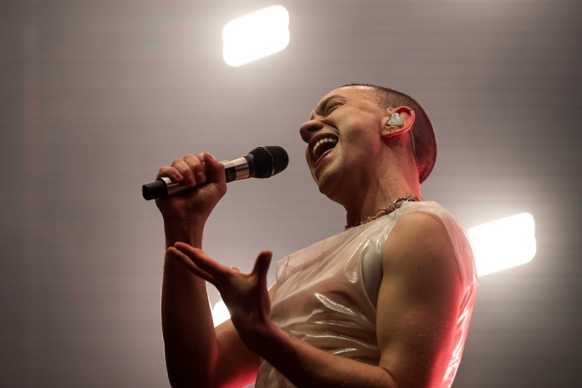 Olly, in arrivo una nuova canzone e un nuovo album. Le novità del rapper dopo il successo di “Devastante”