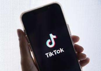 Francia apre alla sospensione di TikTok: “Scarsa trasparenza”