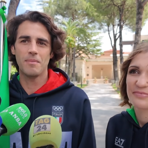 Olimpiadi Parigi 2024, Tamberi ed Errigo al Quirinale: “Orgogliosi di essere portabandiera, Mattarella da brividi sulla pace” | VIDEO