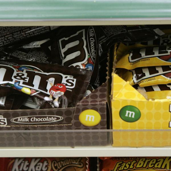 Usa, M&M’s cambia le mascotte dopo le critiche dei conservatori