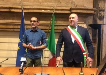 Bandecchi “insignito” sindaco di Terni, il video con la fascia tricolore | VIDEO