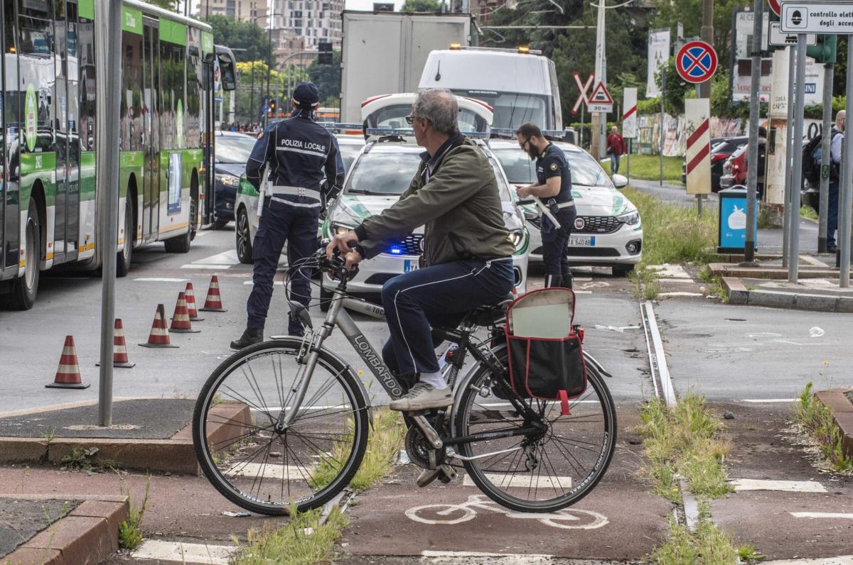 Trento, incidente in val di Cembra: grave un ciclista travolto da u…