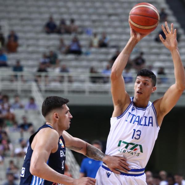 Basket, l’Italia vince anche contro il Brasile 93-87