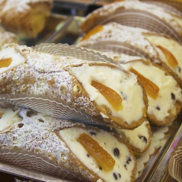 Ricetta dei cannoli siciliani: come farli cremosi e friabili