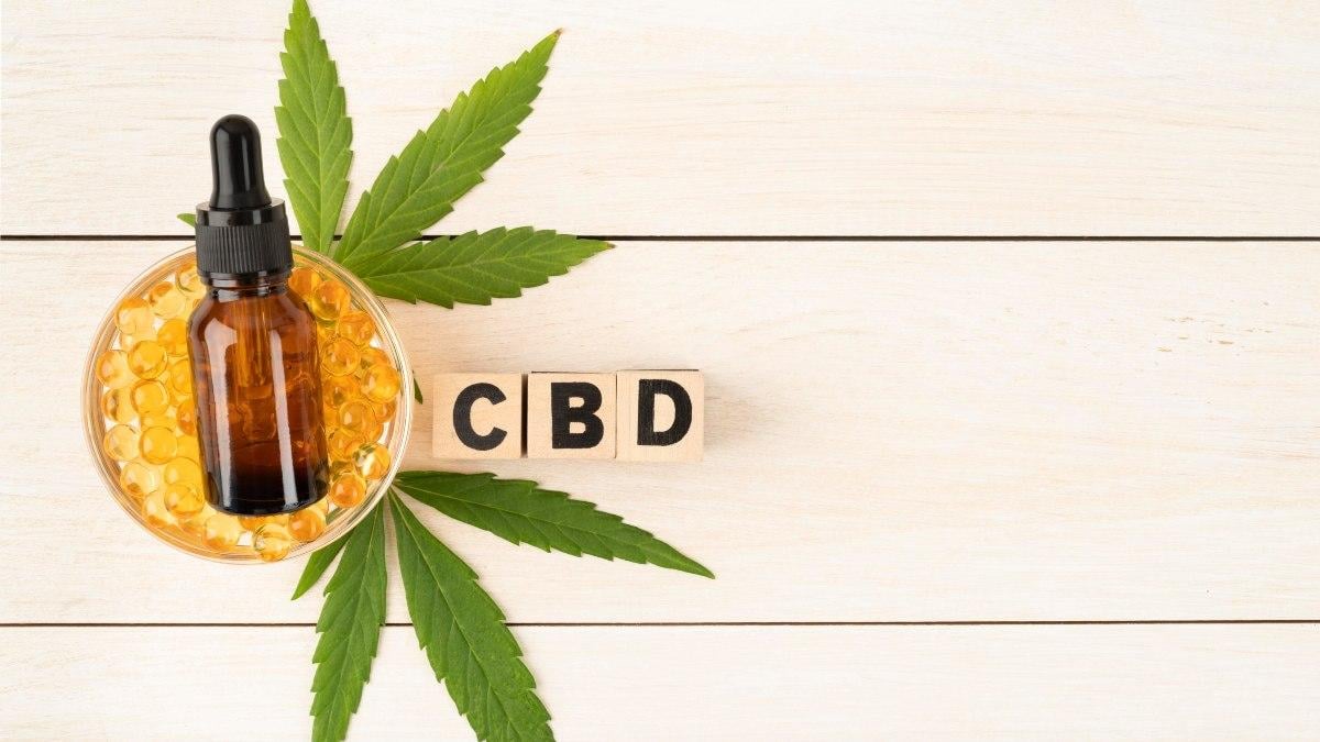 CBD di nuovo vietato in Italia, ma perché per alcuni è indispensabile? Quali sono i suoi effetti sulla salute?