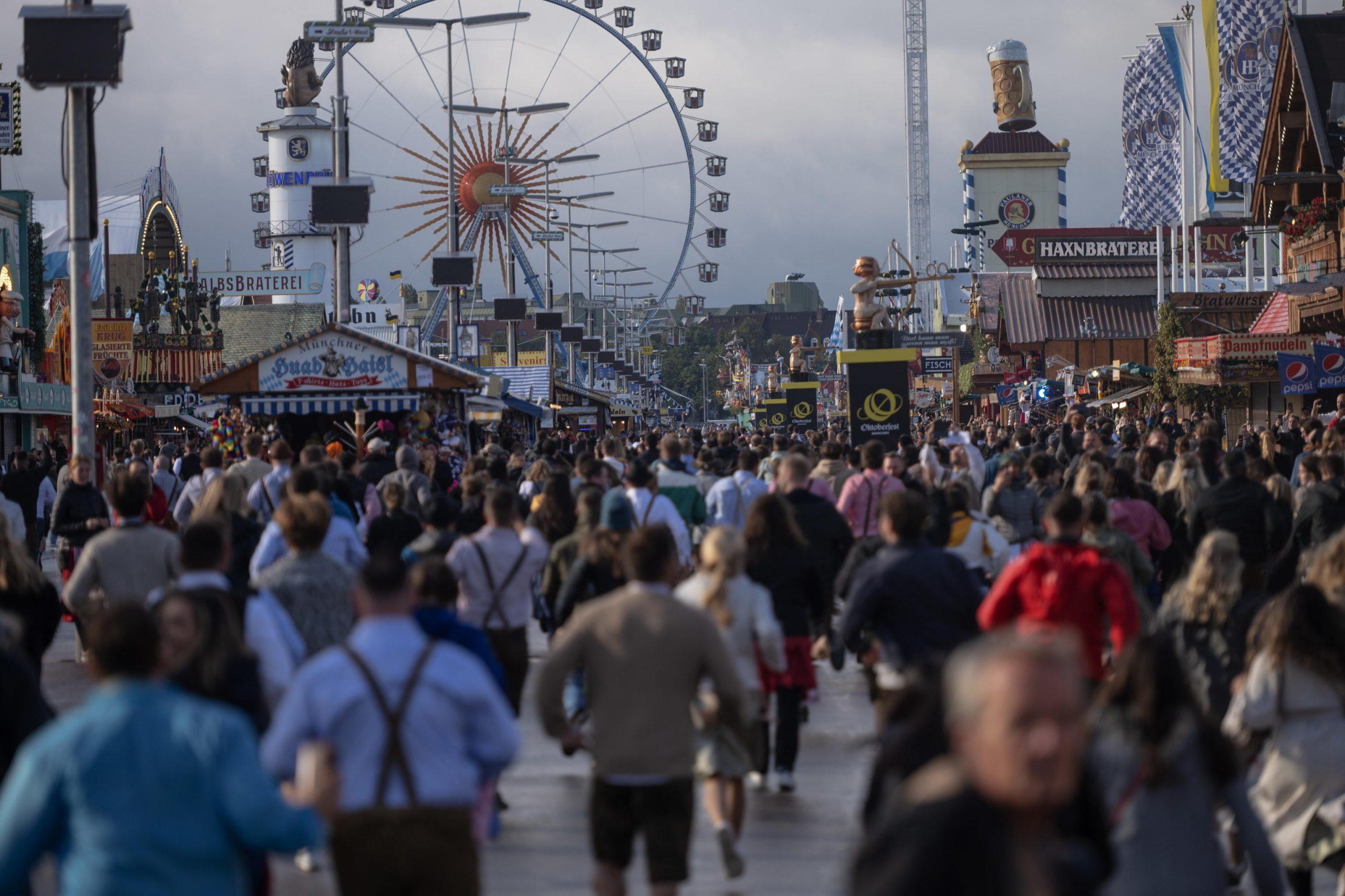 Oktoberfest 2022, riparte oggi il tradizionale festival della birra