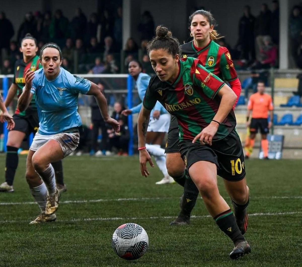 Ternana Women, Vigliucci: “Bella la vetta, mi sento in famiglia. Calcio femminile in crescita, ma sessismo ancora troppo presente”