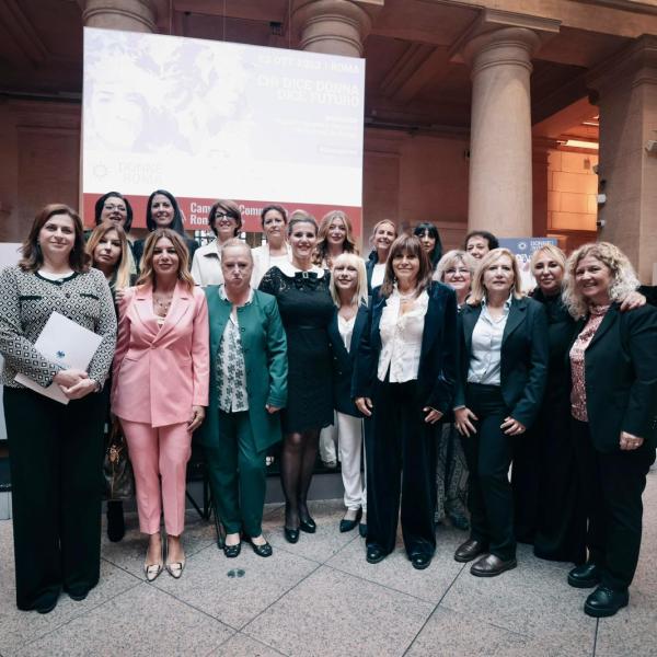 ‘Futuro Sicuro’, il progetto del Gruppo Terziario Donna Confcommercio Roma contro la violenza sulle donne: “Le nostre proposte per supportare madri e imprenditrici”