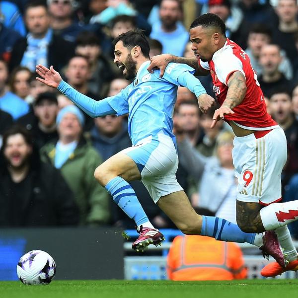 Manchester City-Arsenal, termina in parità: sorride il Liverpool…