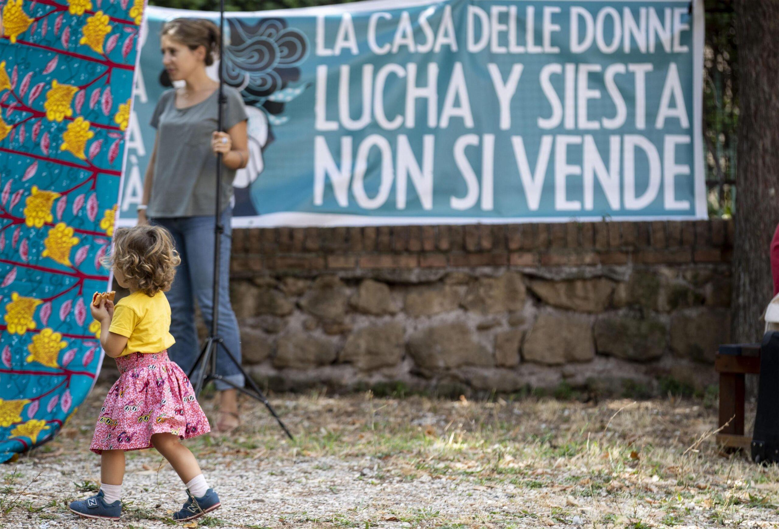 Regione Lazio chiude Lucha y Siesta, l’attivista Viola Paolinelli: “Da mesi chiediamo un confronto con Rocca, non è mai avvenuto: per questo non sappiamo che fine faremo”