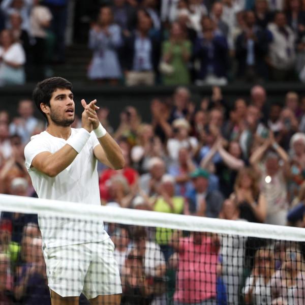 Dove vedere la finale Alcaraz-Djokovic in diretta TV e streaming