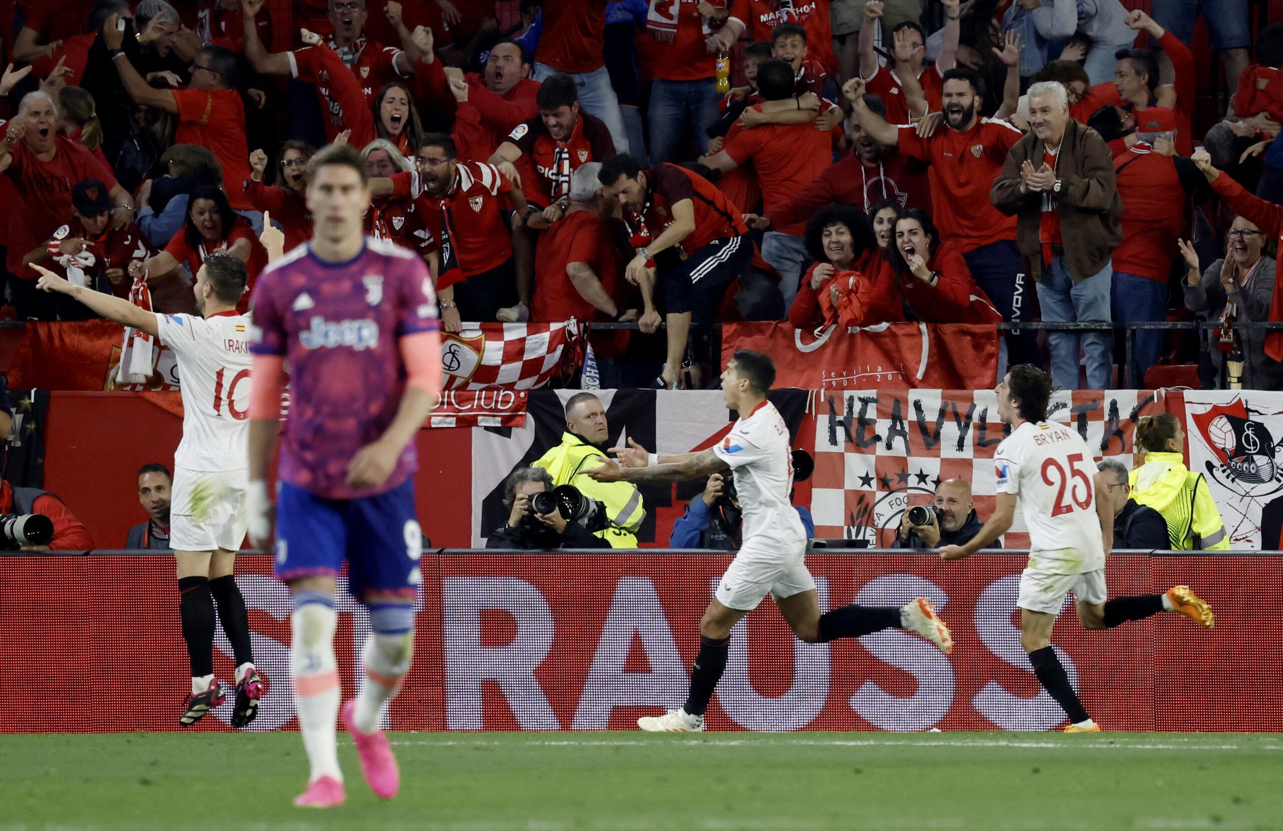 Siviglia-Juventus 2-1, bianconeri rimontati e battuti: in finale gli spagnoli