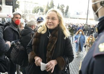 Ultime notizie su Eleonora Giorgi, parla il figlio Paolo: “Sta meglio”, quali sono le sue condizioni di salute