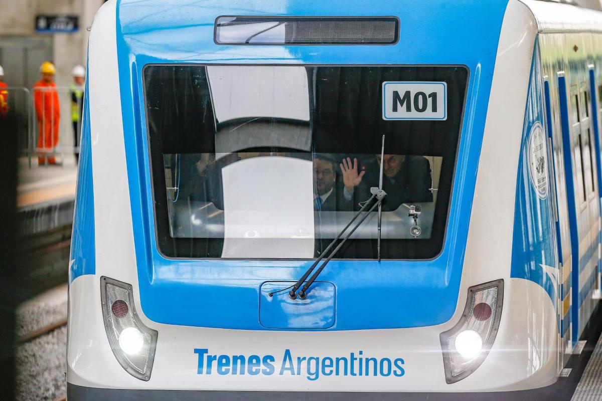 Argentina, treno deraglia a Buenos Aires: 60 feriti, traffico ferroviario in tilt| VIDEO