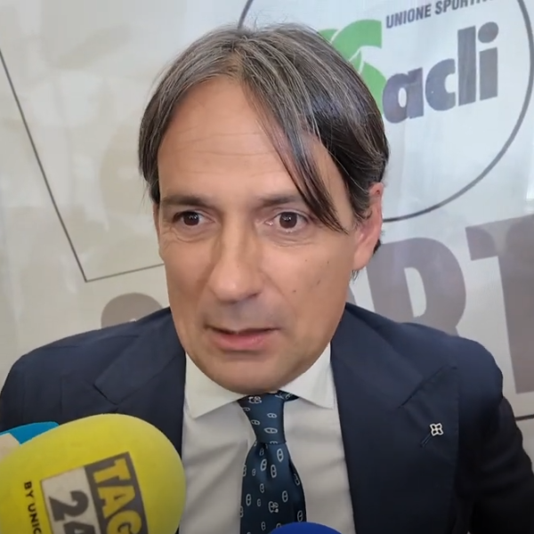 Inter, Inzaghi: “Rinnovo? Non ci saranno problemi a continuare insieme. Vincere nel derby sarebbe bellissimo” | VIDEO