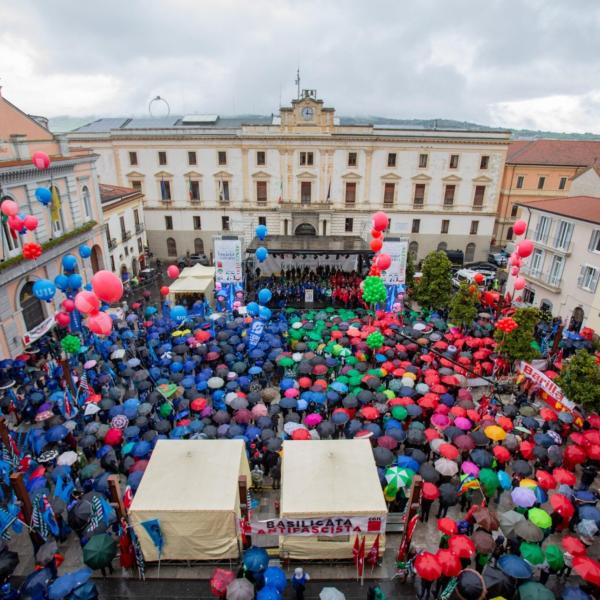 Il 6 maggio 2023 a Bologna manifestazione di Cgil, Cisl e Uil sul Dl lavoro. Landini: “Aperta a tutti”