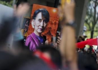 Myanmar, graziata la leader politica Suu Kyi con 7000 oppositori della giunta