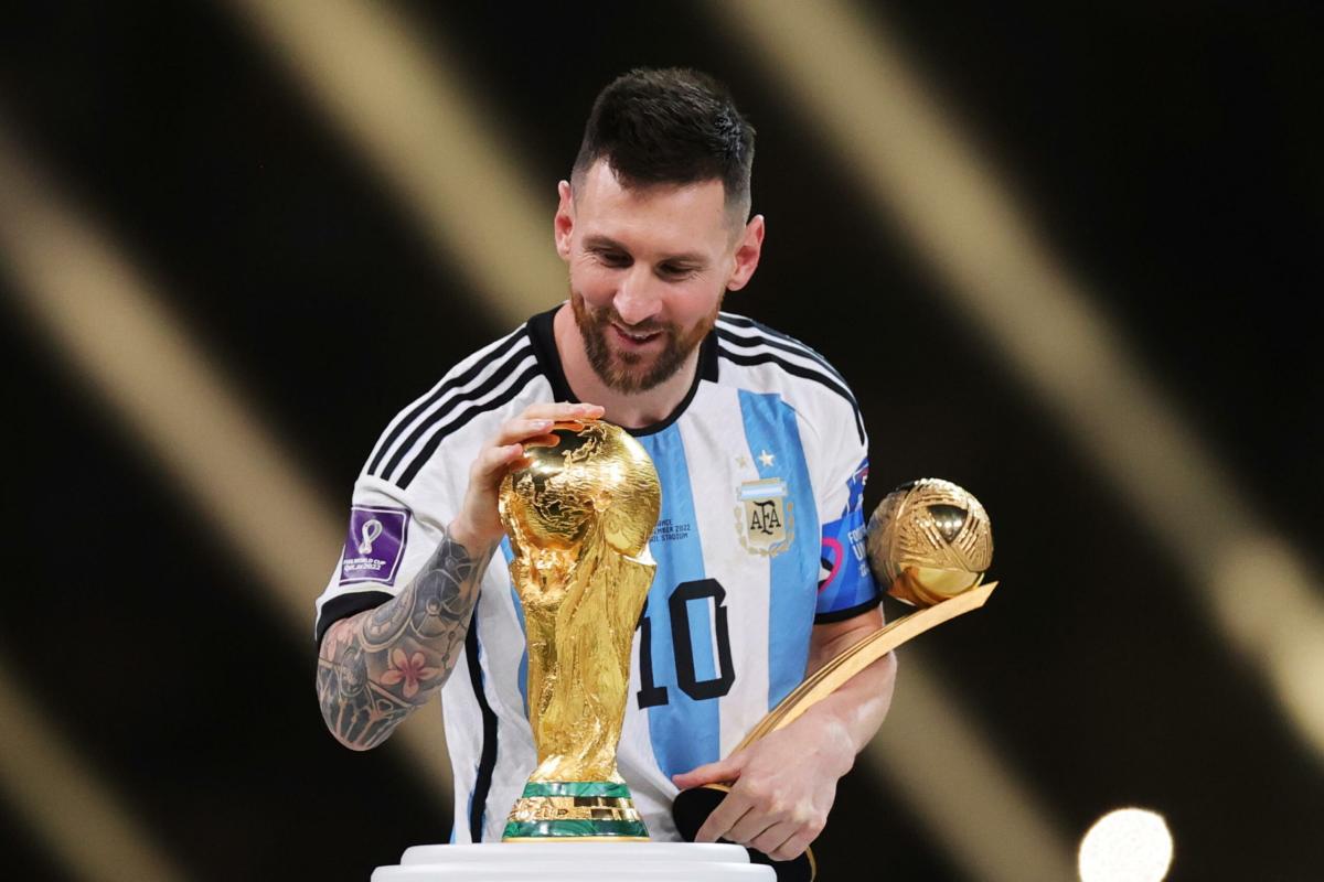 Messi, maglie dei mondiali in Qatar all’asta: potrebbero diventare …