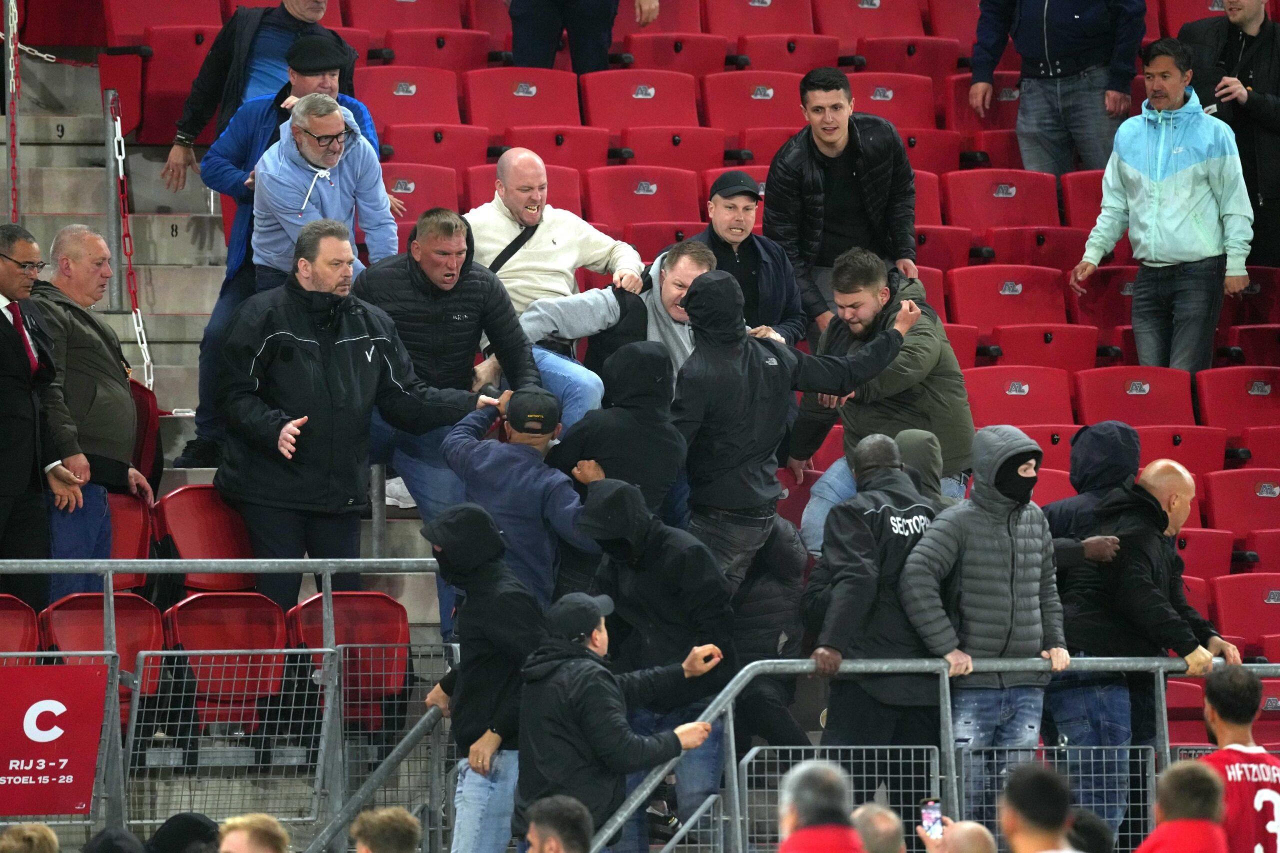 Follia degli ultras dell’Az: attaccano tifosi e familiari dei calciatori del West Ham