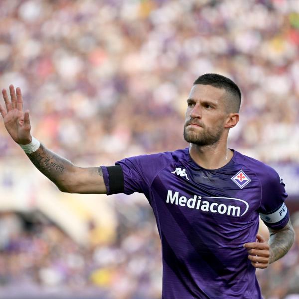 Fiorentina, si lavora sul rinnovo del capitano Biraghi