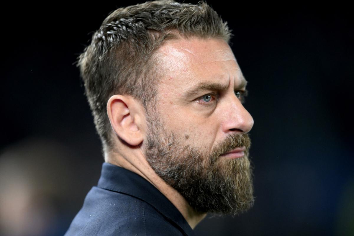 Brighton-Roma, De Rossi: “Squadre forti? Stimolante, ma un sorteggio più comodo non fa mai schifo…”