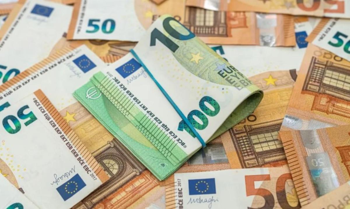 Quanto si prende di pensione con uno stipendio di 1900 euro?