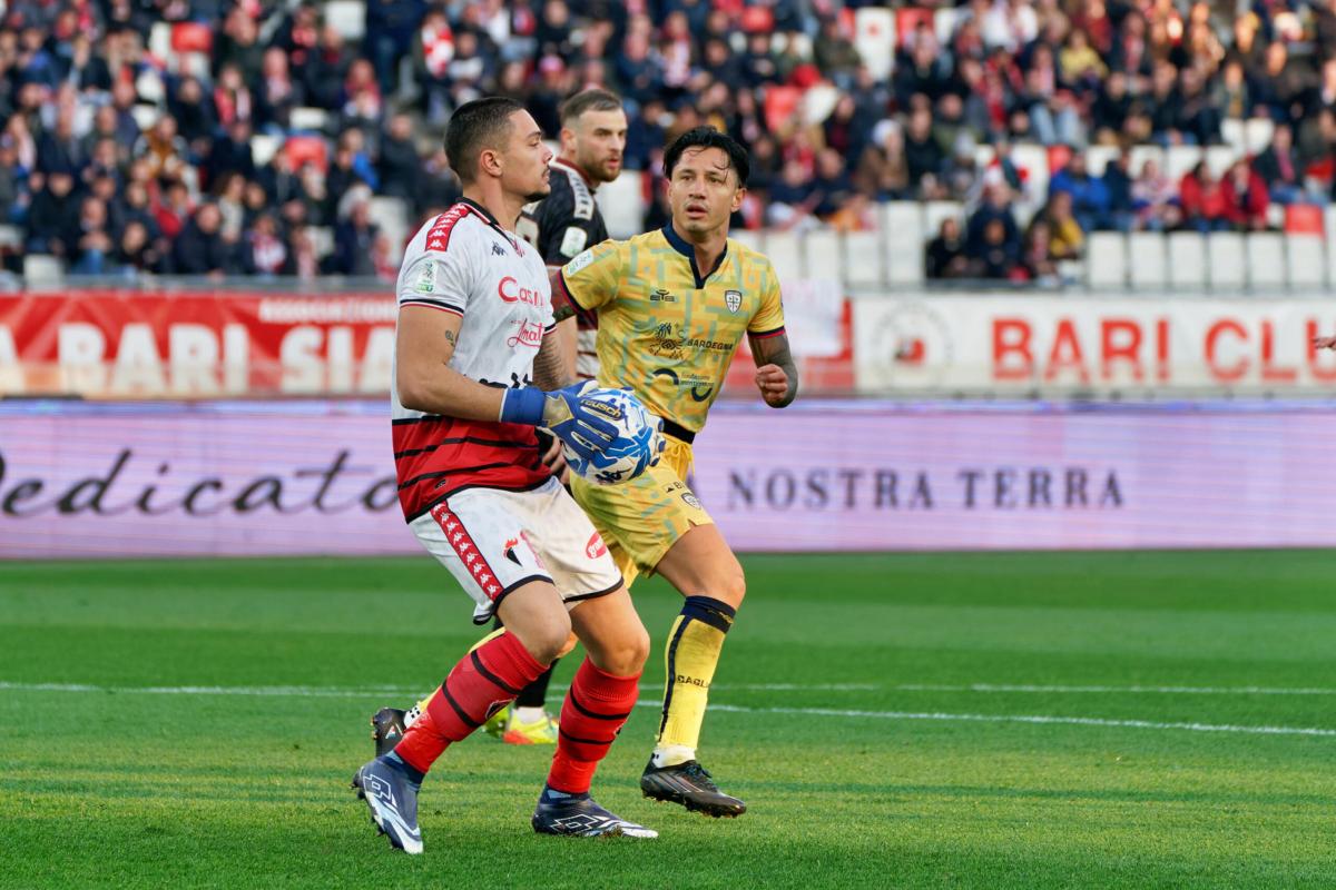 Record presenze Bari-Cagliari, al San Nicola 58mila spettatori per …