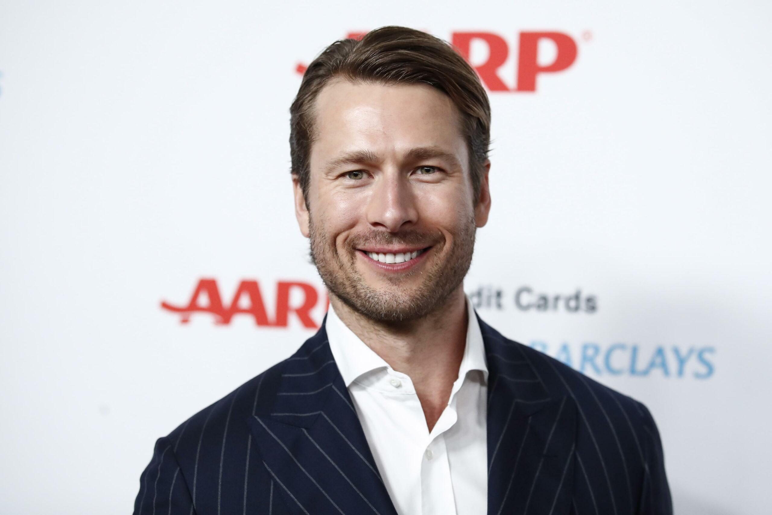 Chi è Glen Powell? Età, carriera ed ex fidanzata della star di “Tutti tranne te” e “Twister”