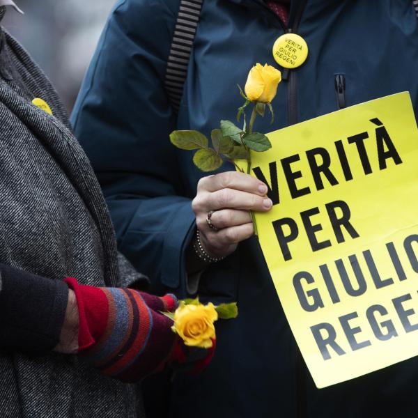 Processo Regeni, oggi a Roma la nuova udienza per la morte del ricercatore italiano in Egitto. Il dottor De Lellis: “L’impressione è che ci spiassero dopo la scomparsa di Giulio”