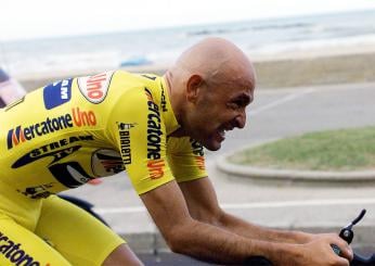 Caso Pantani, riaperte le indagini sulla squalifica al Giro del 1999