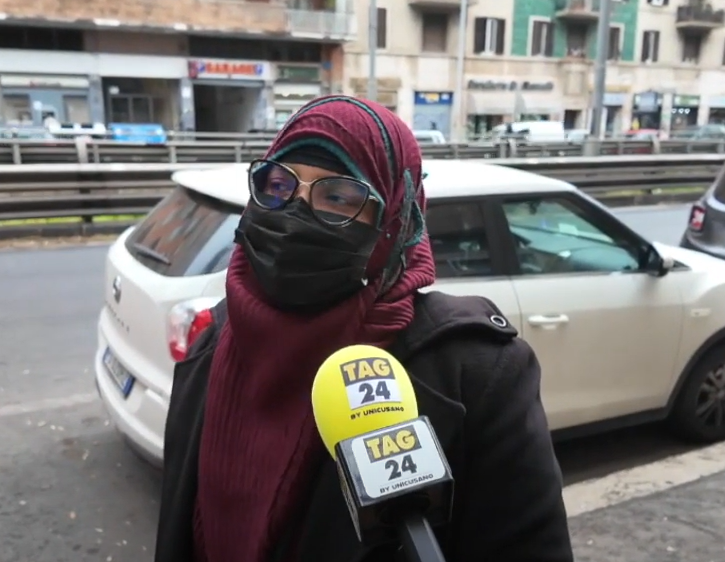 Banlieue di Roma, è Torpignattara ma sembra Dacca: viaggio nel quartiere bengalese e musulmano. Le donne con velo e volto coperto: “Lo vuole mio marito”  | VIDEO INCHIESTA