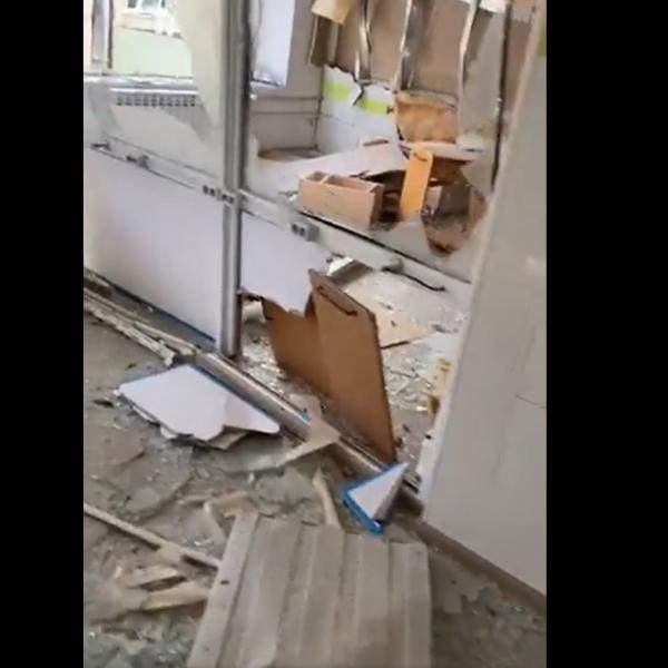 Bombe sull’ospedale pediatrico di Mariupol: le verità di Zelensky e di Putin