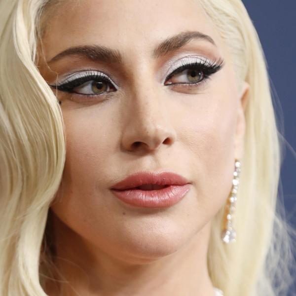 Lady Gaga, biografia in uscita in Italia: canzoni, film, carriera della cantante