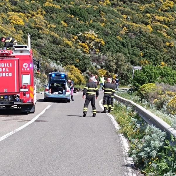 Nuoro, incidente sulla SS125 all’altezza di Siniscola: moto contro camper, centauro perde la vita