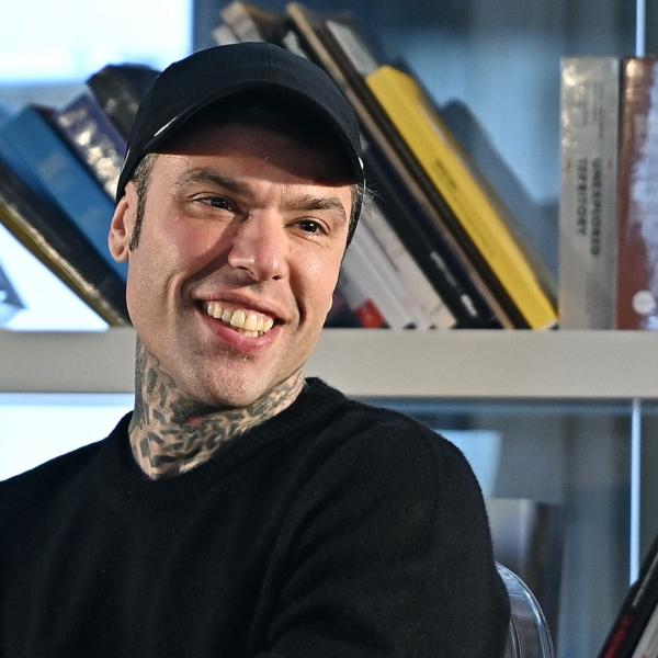 Fedez cambia foto profilo su Instagram e le sorelle di Chiara Ferragni smettono di seguirlo: l’addio è ufficiale?