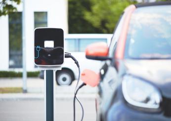 Nuovi incentivi per le auto elettriche: come funziona e a chi spetta l’Ecobonus 2024