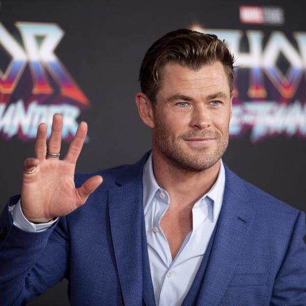 Chris Hemsworth predisposto all’Alzheimer prende una pausa dalla recitazione