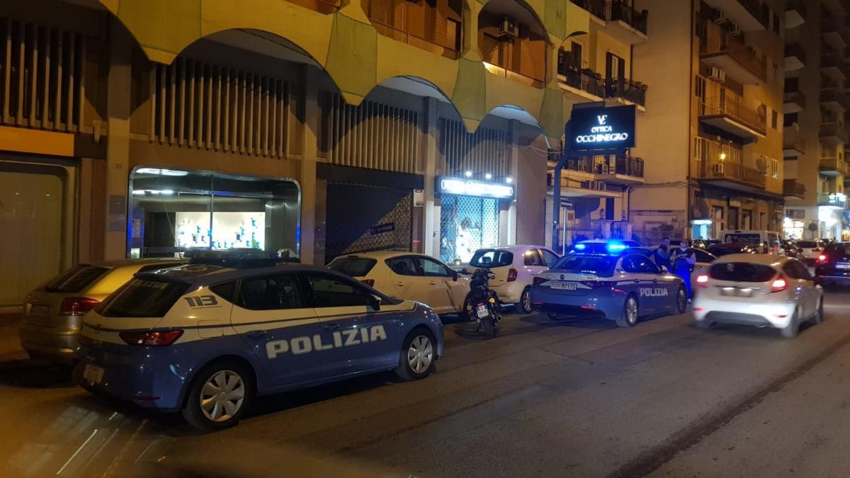 Taranto, trovati morti marito e moglie: ipotesi omicidio-suicidio