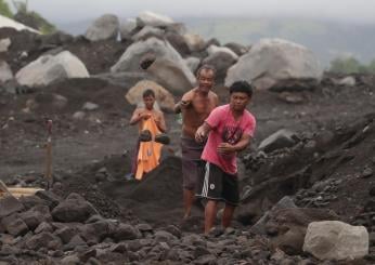 Filippine, erutta il vulcano Mayon: iniziate le evacuazioni