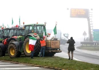 Proteste agricoltori, attesi 400 trattori al casello A1 Valdichiana | Cortei anche a Brescia, Voghera e Melegnano